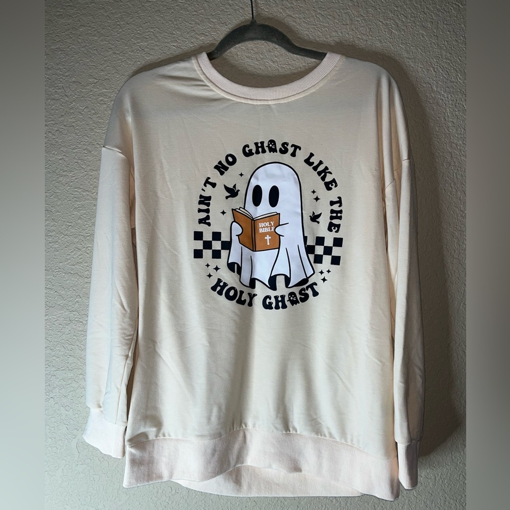 Cream Ghost Graphic Women's Sweatshirt